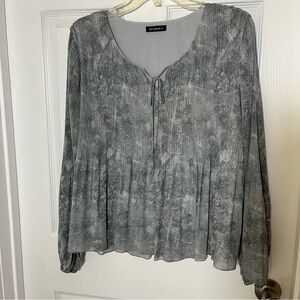 Malabar Gray Blouse with Tie-Front Detail